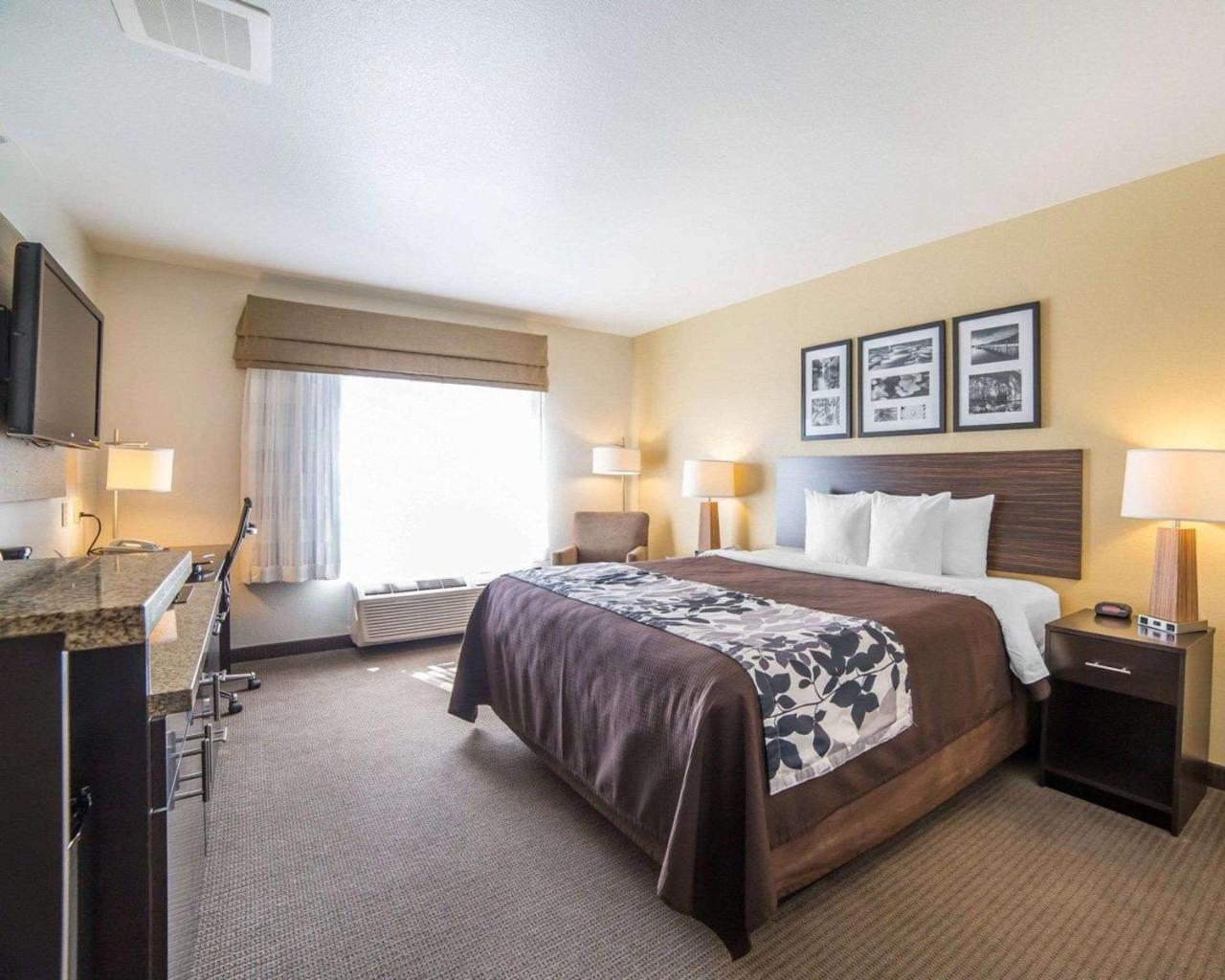 Sleep Inn & Suites Miles City Bagian luar foto